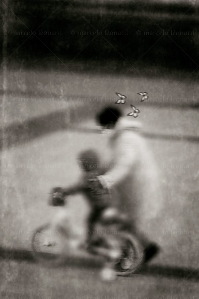 abs 13 absences blurred people street photography butterflies marcelo leonard