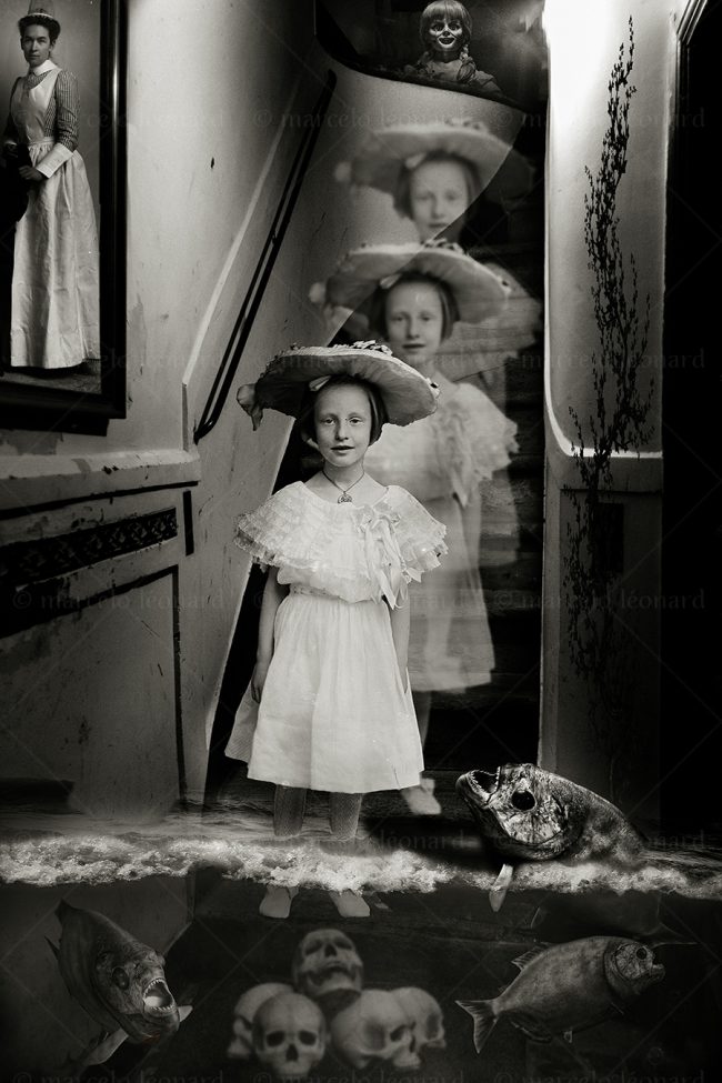 os10 photography conceptual surrealism darkmood oneiric black and white dreamlike terror girl fish skull stairs hallway marcelo leonard