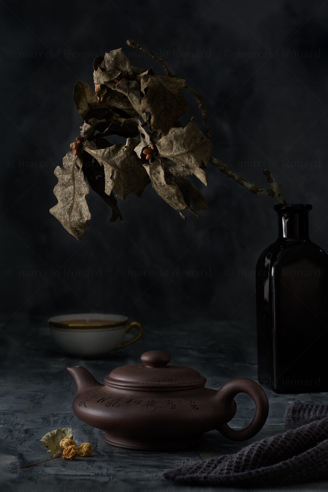 tp03 still life studio lighting tabletop food photography terracotta teapot marcelo leonard