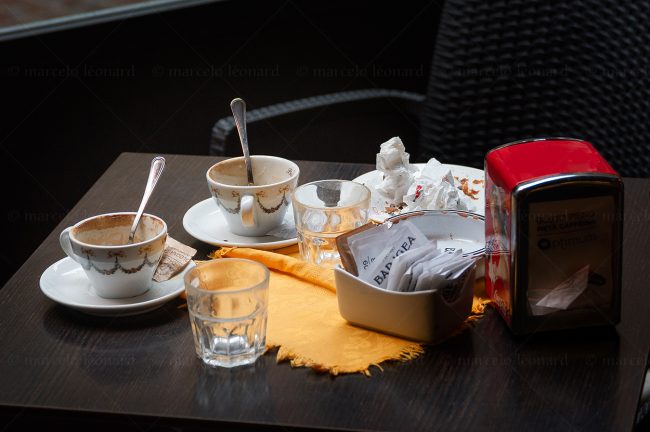 cup coffe table breakfast marcelo leonard cup coffe table breakfast marcelo leonard