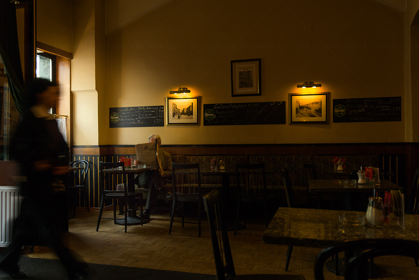 bar bartender lighting coffe antique lamp mindfulness marcelo leonard