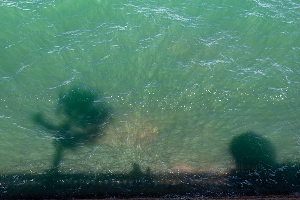 sea ocean wave shadow green mindfulness marcelo leonard