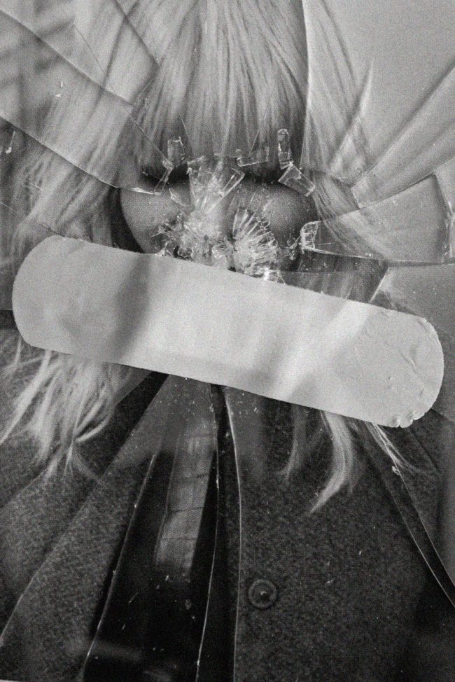 06 glass broken decay broken conceptual photograph marcelo leonard