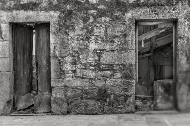 18 decay, abandoned, ruin, door, window,marcelo leonard