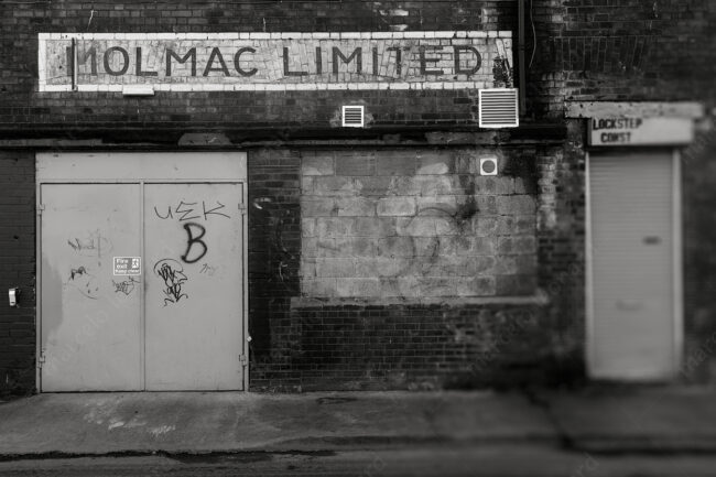 22 decay, abandoned, ruin, shop, door, window,marcelo leonard